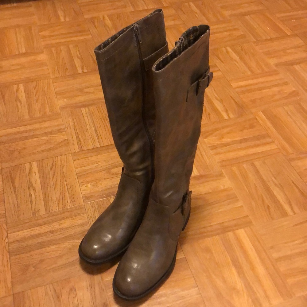 YUU NIB Knee High Boots